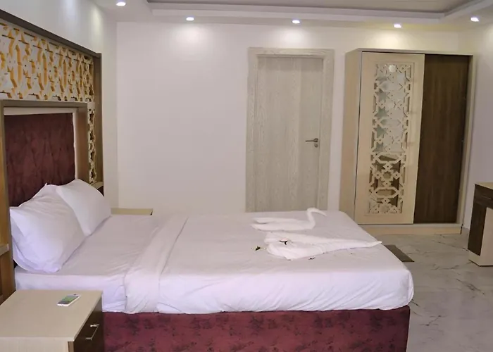 Queen T Resort Hurghada
