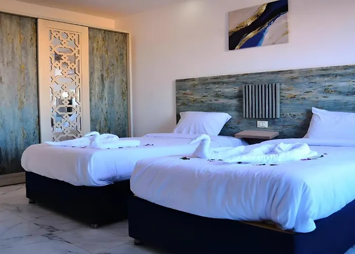 Queen T Resort Hurghada
