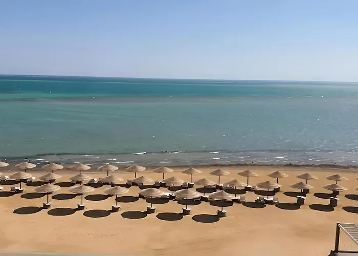 Queen T Resort Hurghada