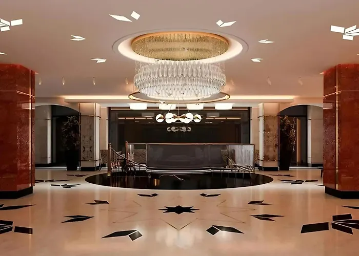Queen T Resort *