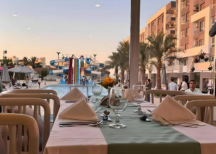 Queen T * Hurghada